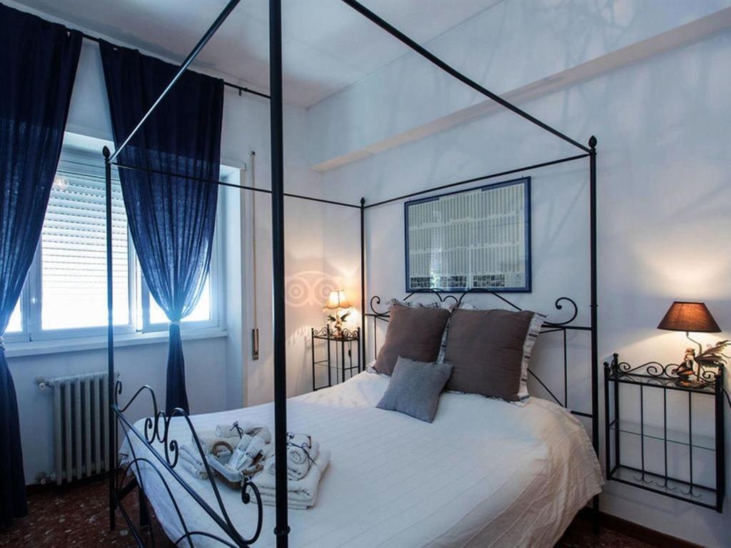 Le Fate Apartments Рим Екстер'єр фото