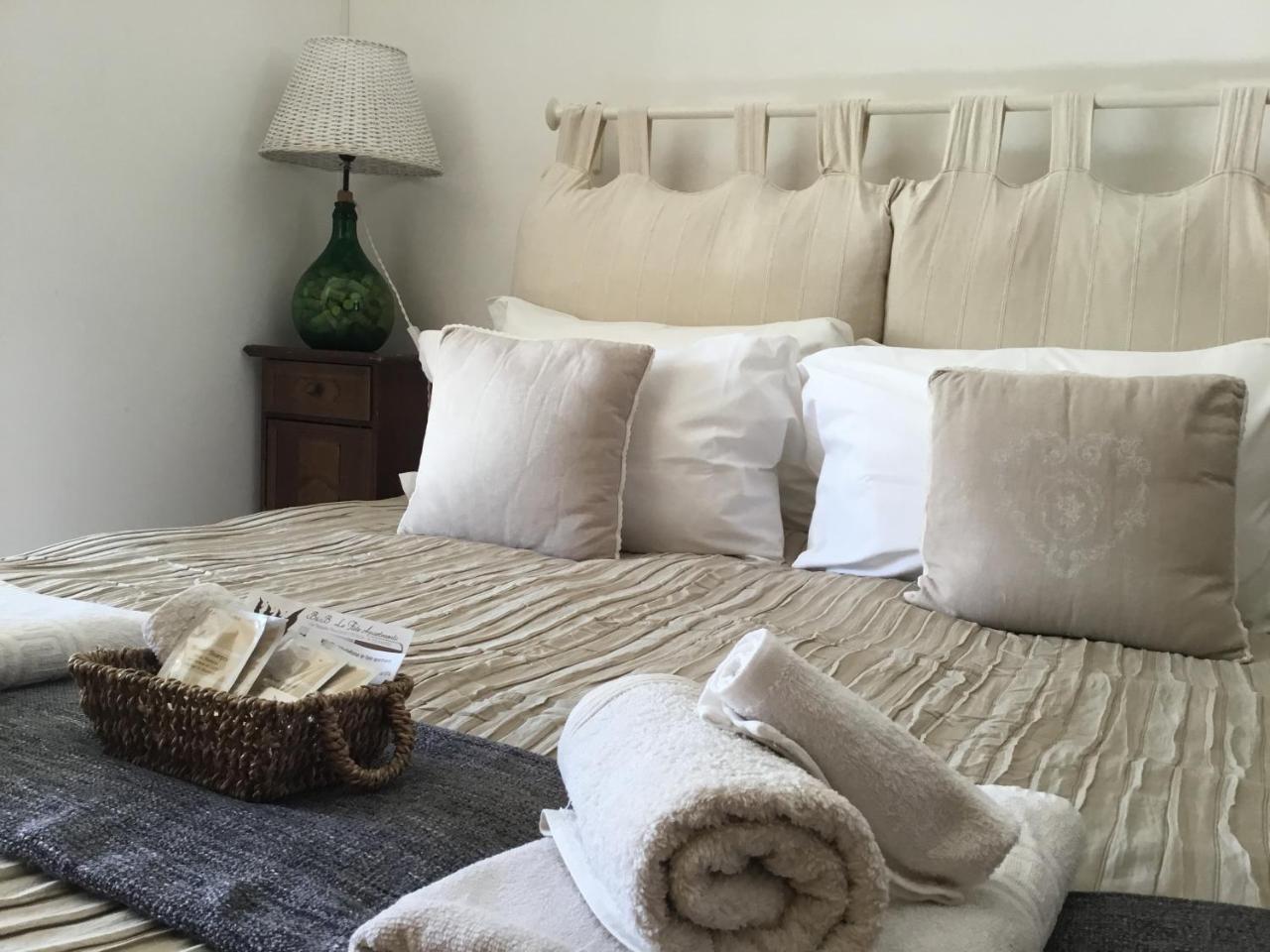 Le Fate Apartments Рим Екстер'єр фото